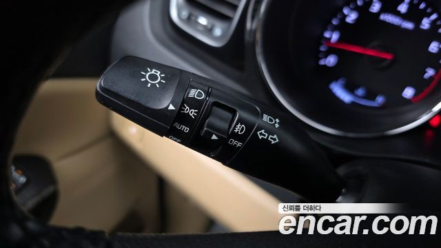 Kia Canival 2020 — photo 27