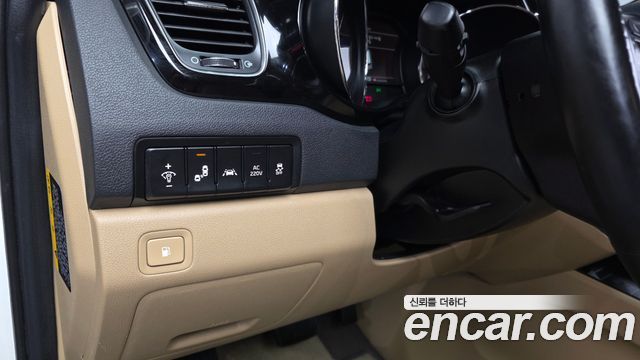 Kia Canival 2020 — photo 30
