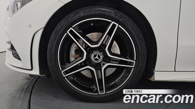Mercedes-Benz CLA-Class 2021 — photo 5