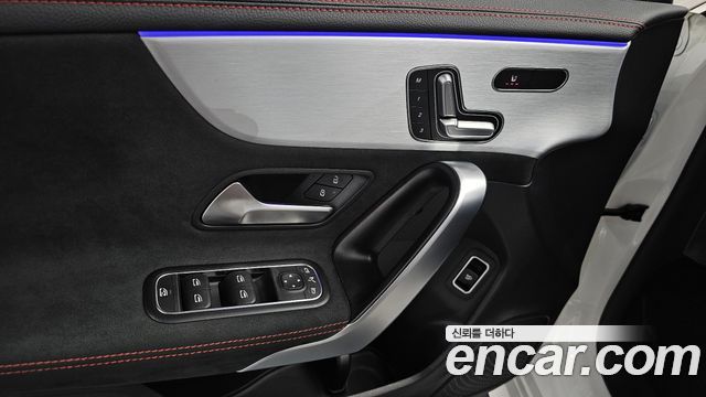 Mercedes-Benz CLA-Class 2021 — photo 27