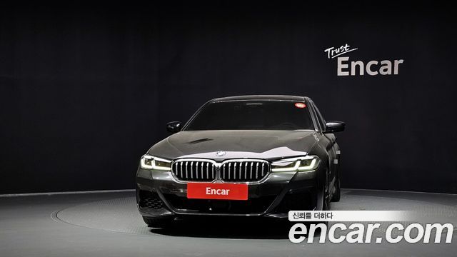 BMW 5-Series 2023 — photo 3