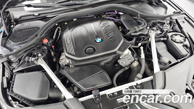 BMW 5-Series 2023 — photo 6