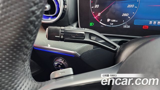 Mercedes-Benz C-Class 2025 — photo 28