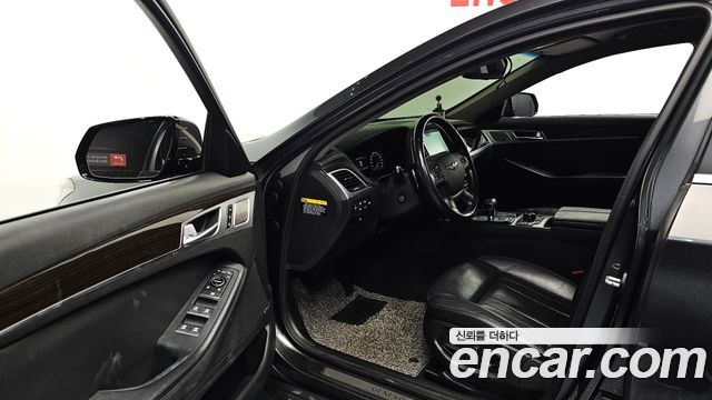 Genesis G80 2017 — photo 13