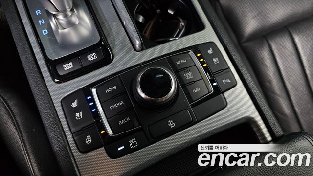 Genesis G80 2017 — photo 23