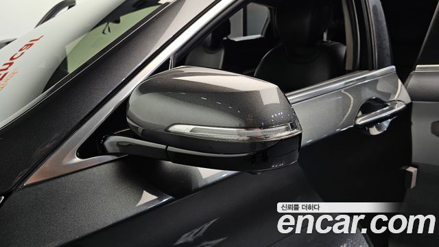 Genesis G80 2017 — photo 35