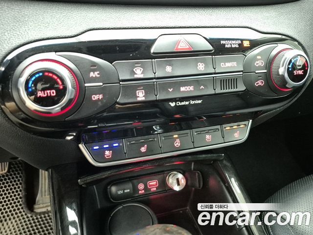 Kia Sorento 2016 — photo 10