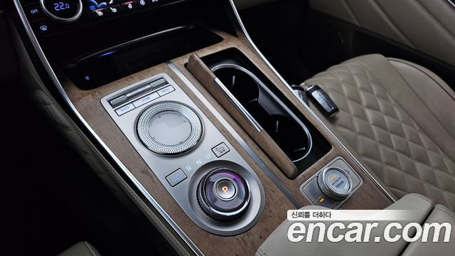 Genesis GV80 2020 — photo 9