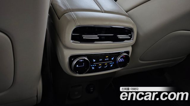 Genesis GV80 2020 — photo 19