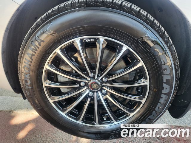 Kia Canival 2015 — photo 5