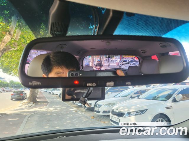 Kia Canival 2015 — photo 13
