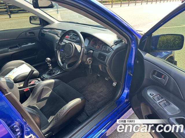 Mitsubishi Lancer Evolution 2005 — photo 11