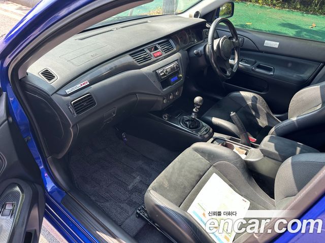 Mitsubishi Lancer Evolution 2005 — photo 12