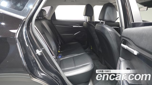 Kia Seltos 2023 — photo 17