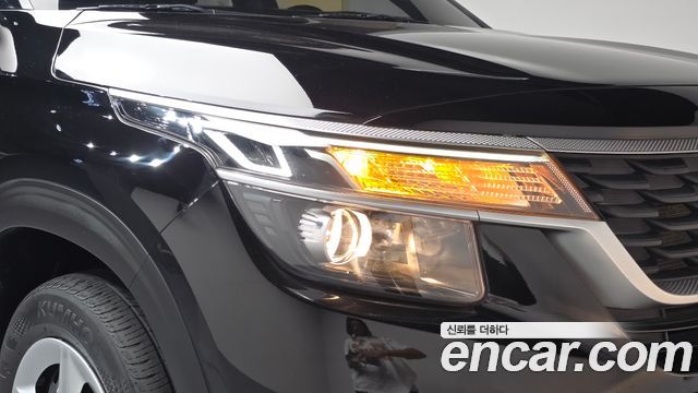 Kia Seltos 2023 — photo 8