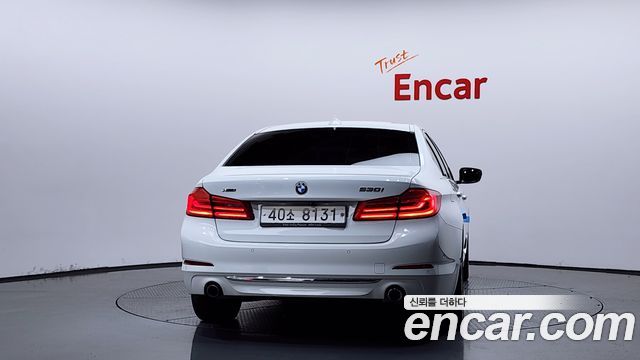 BMW 5-Series 2018 — photo 4