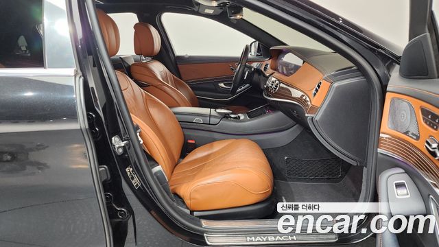Mercedes-Benz S-Class 2019 — photo 11