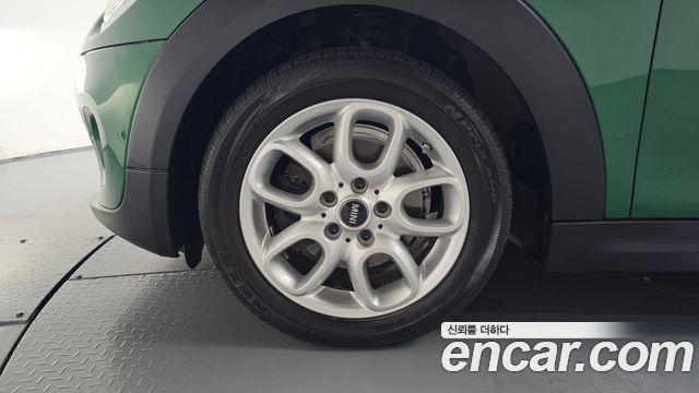 Mini Cooper 2020 — photo 5
