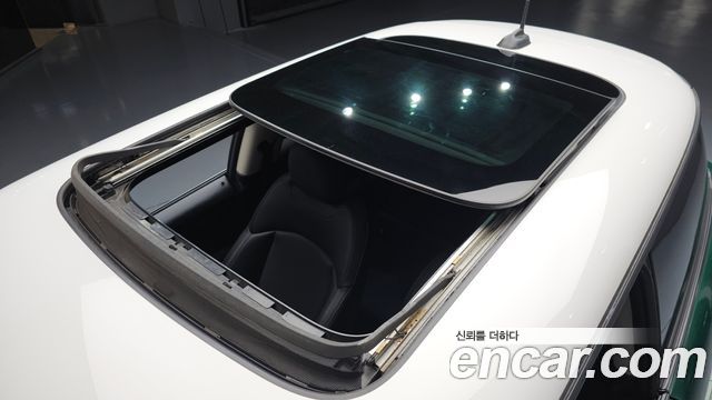 Mini Cooper 2020 — photo 29