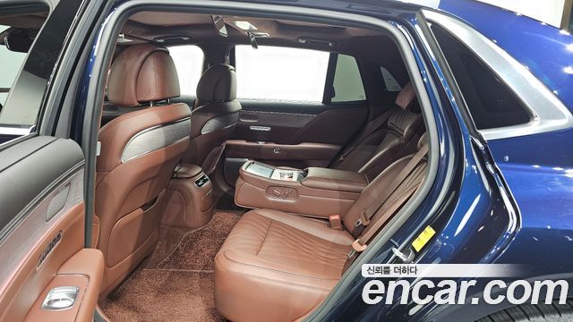 Genesis G90 2023 — photo 18