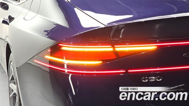 Genesis G90 2023 — photo 9