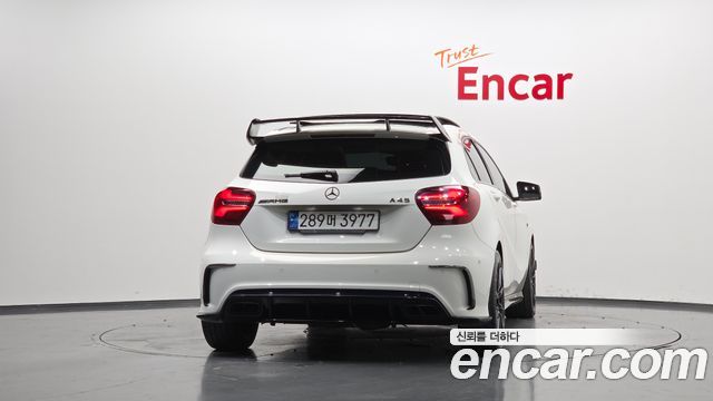 Mercedes-Benz A-Class 2016 — photo 4
