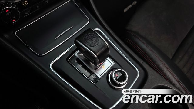Mercedes-Benz A-Class 2016 — photo 9