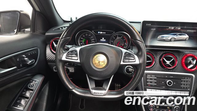 Mercedes-Benz A-Class 2016 — photo 13