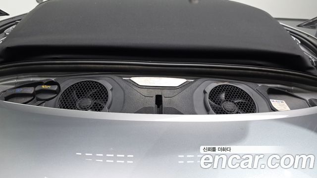 Porsche 911 2022 — photo 20