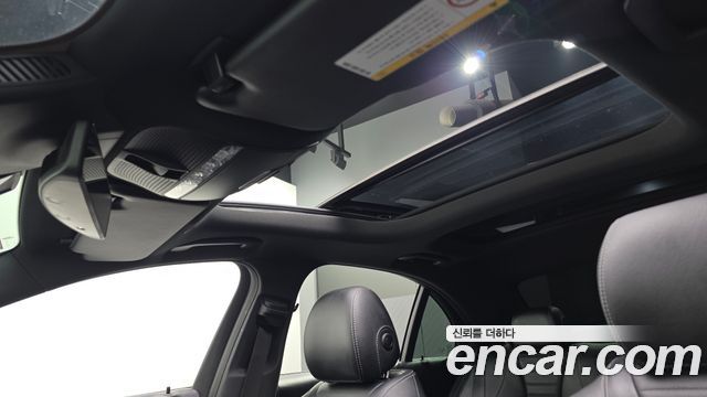 Mercedes-Benz E-Class 2019 — photo 20