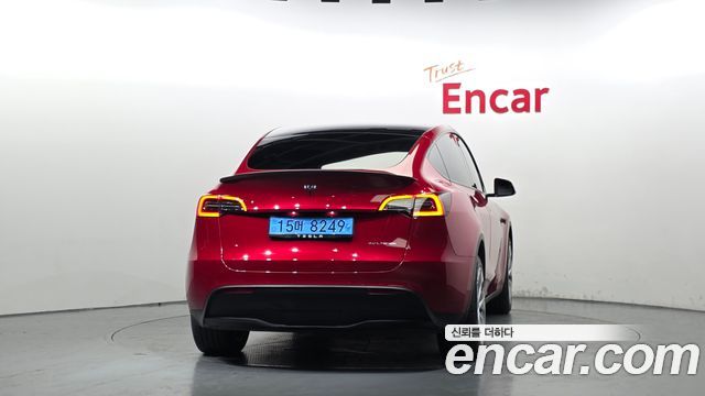 Tesla Model Y 2022 — photo 4