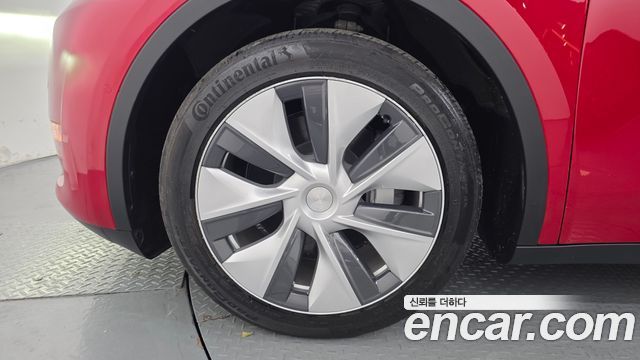 Tesla Model Y 2022 — photo 5