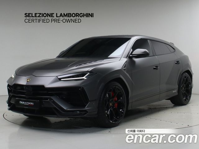 Lamborghini Urus 2024 — photo 1
