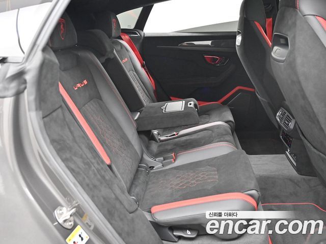 Lamborghini Urus 2024 — photo 10