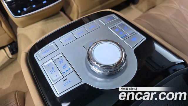 Genesis G80 2025 — photo 28