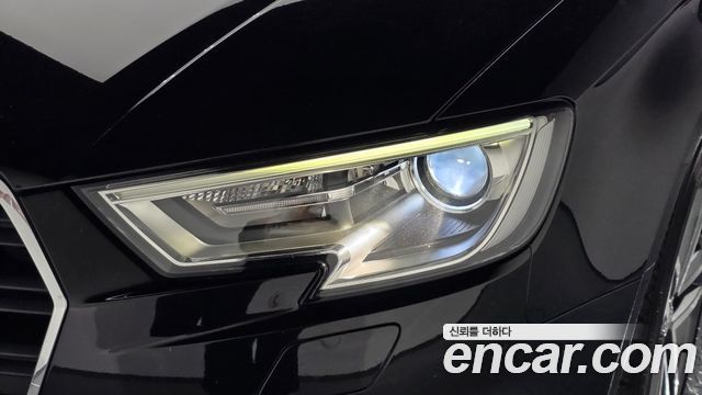 Audi A3 2020 — photo 8
