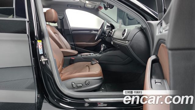 Audi A3 2020 — photo 16