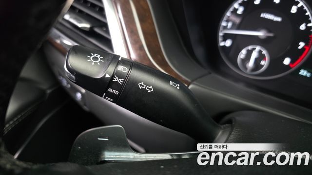 Genesis EQ900 2016 — photo 28