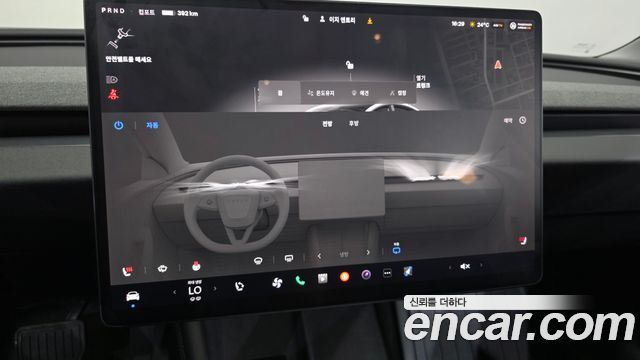 Tesla Model 3 2026 — photo 22
