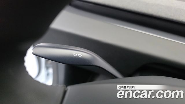 Tesla Model 3 2026 — photo 30
