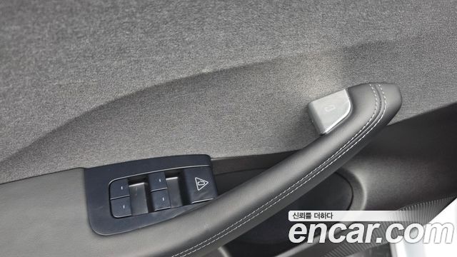 Tesla Model 3 2026 — photo 31