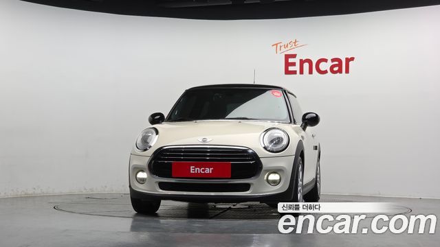 Mini Cooper 2018 — photo 3