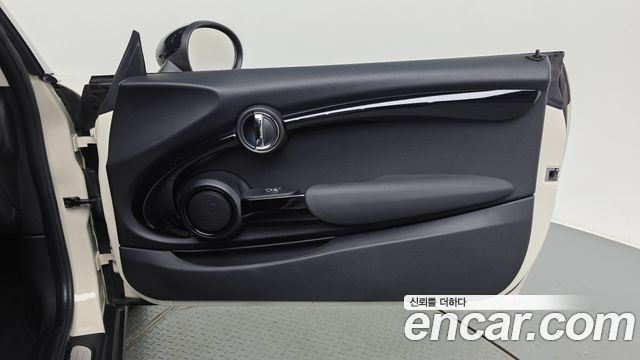 Mini Cooper 2018 — photo 15