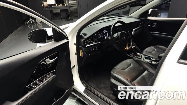 Kia Niro 2020 — photo 13
