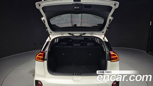 Kia Niro 2020 — photo 26