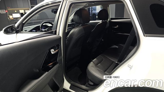 Kia Niro 2020 — photo 16