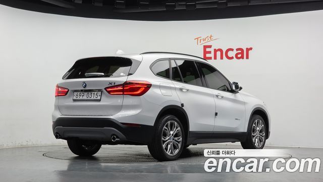 BMW X1 2016 — photo 2