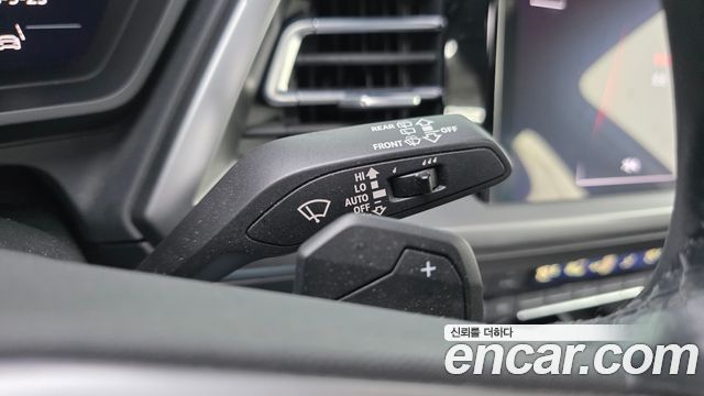 Audi Q4 e-tron 2022 — photo 23