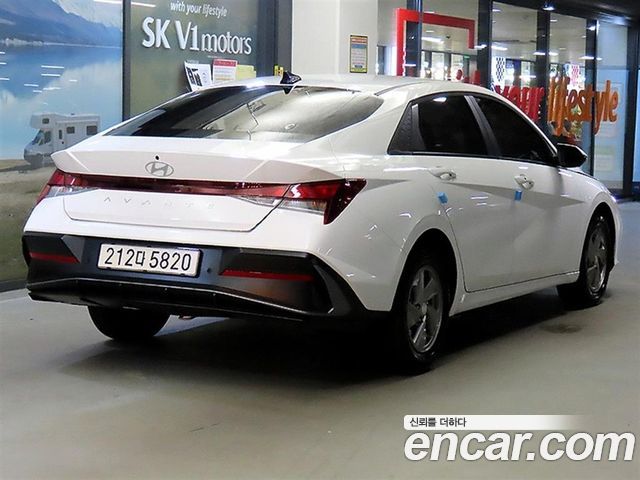 Hyundai AVANTE 2026 — photo 2