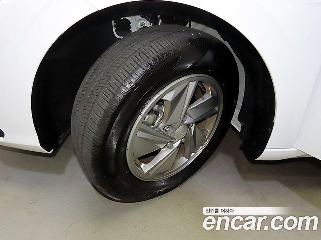 Hyundai AVANTE 2026 — photo 5